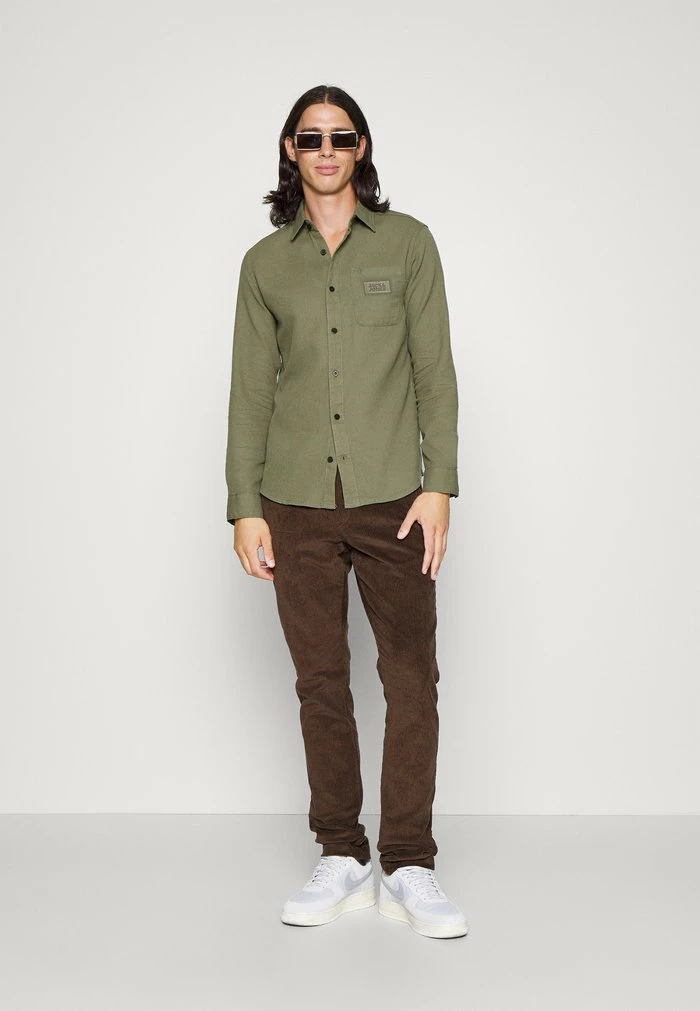 Jack & Jones JCOCLASSIC SHIRT - Shirt - Four Leaf Clover 2 Jack & Jones JCOCLASSIC SHIRT - Shirt - Four Leaf Clover - Image 2