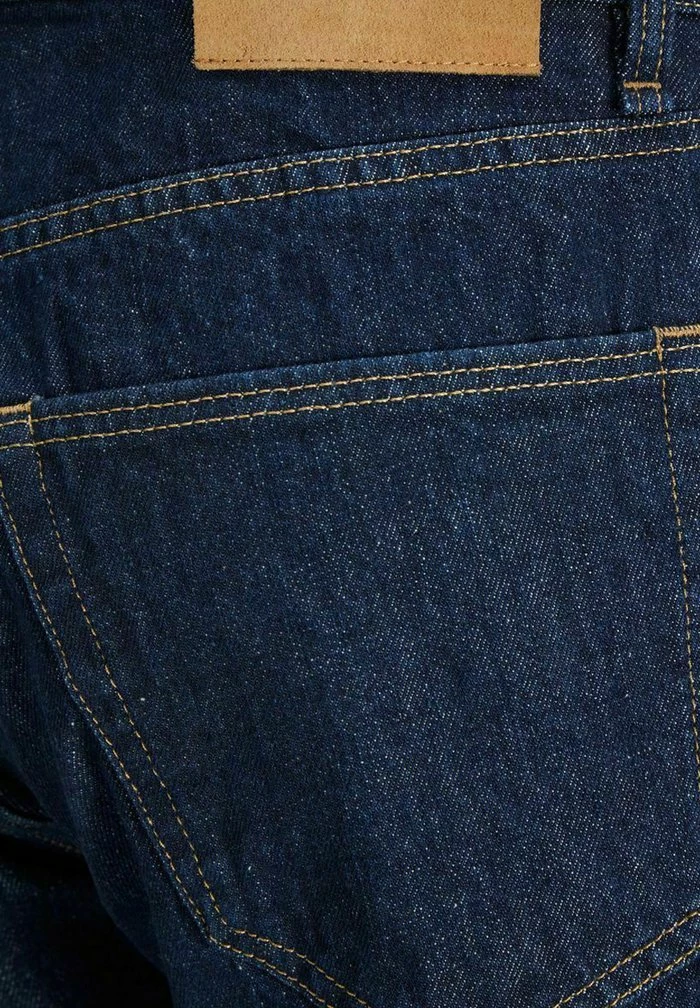 Jack & Jones Relaxed Fit Jeans - Blue Denim 4 Jack & Jones Relaxed Fit Jeans - Blue Denim - Image 4