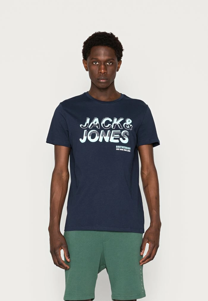 Jack & Jones JCOBOOSTER TEE CREW NECK - Print T-shirt - Navy Blazer 1 Jack & Jones JCOBOOSTER TEE CREW NECK - Print T-shirt - Navy Blazer