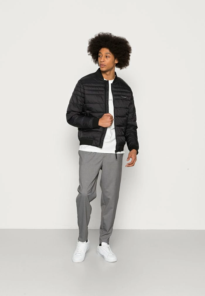Jack & Jones JORACE JACKET - Bomber Jacket - Black 2 Jack & Jones JORACE JACKET - Bomber Jacket - Black - Image 2