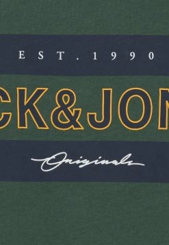 Jack & Jones JORFRIDAY TEE CREW NECK - Print T-shirt - Trekking Green -Jack & Jones Shop 94c681325d1d4da0abaa367749494f51