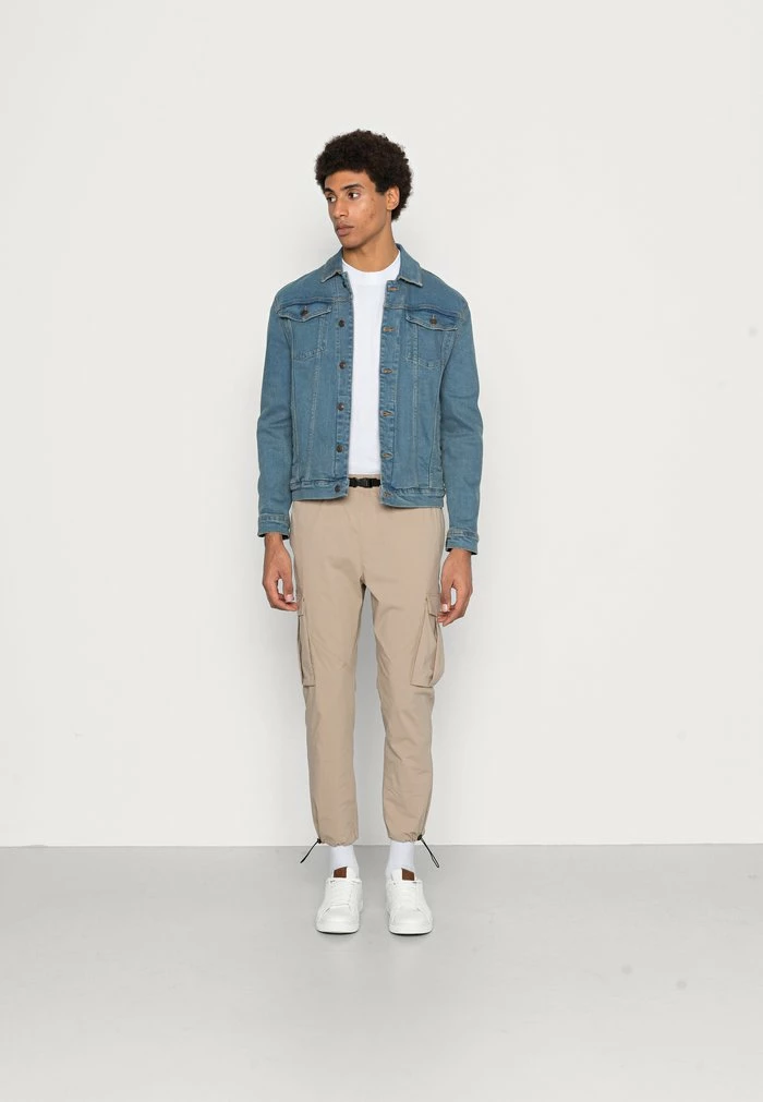 Jack & Jones JJIGORDON JJTECH - Cargo Trousers - Crockery 2 Jack & Jones JJIGORDON JJTECH - Cargo Trousers - Crockery - Image 2