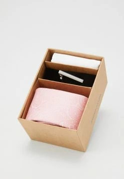 Jack & Jones JACRICK GIFT BOX SET - Pocket Square - Candy Pink -Jack & Jones Shop 96b594746c6146e6bd974b0c46f9bc2e