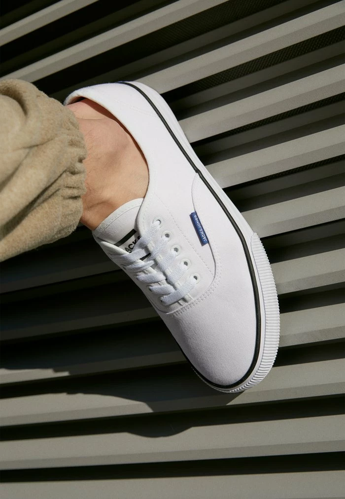 Jack & Jones JFWCURTIS - Trainers - Bright White 3 Jack & Jones JFWCURTIS - Trainers - Bright White - Image 3