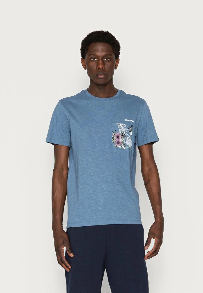 Jack & Jones JORVENICE POCKET TEE CREW NECK - Print T-shirt - Bluefin 1 Jack & Jones JORVENICE POCKET TEE CREW NECK - Print T-shirt - Bluefin