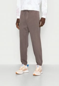 Jack & Jones JPSTKANE JJWASH PANTS - Tracksuit Bottoms - Seal Brown
