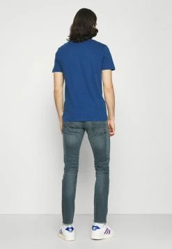 Jack & Jones JJIGLENN JJFOX AGI - Slim Fit Jeans - Blue Denim -Jack & Jones Shop 9e97e9a1046641ceb2c3fdc577f83a31
