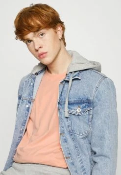 Jack & Jones JORBRINK TEE CREW NECK - Basic T-shirt - Coral Pink -Jack & Jones Shop a703d15aa0f34ded9b3bb6322547707e