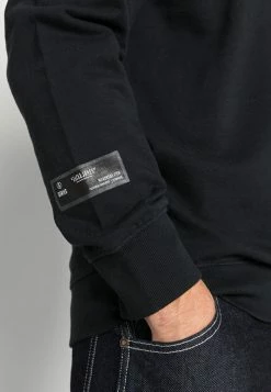 Jack & Jones JORJUNGLE CREW NECK - Sweatshirt - Tap Shoe 9 Jack & Jones JORJUNGLE CREW NECK - Sweatshirt - Tap Shoe -Jack & Jones Shop a9e2807960d74cf996fcb162f4d2a857