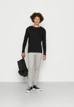 Jack & Jones JCORAY TEE CREW NECK - Long Sleeved Top - Black -Jack & Jones Shop ab8a0b2ce1b84e8d8e17e77a262c5419