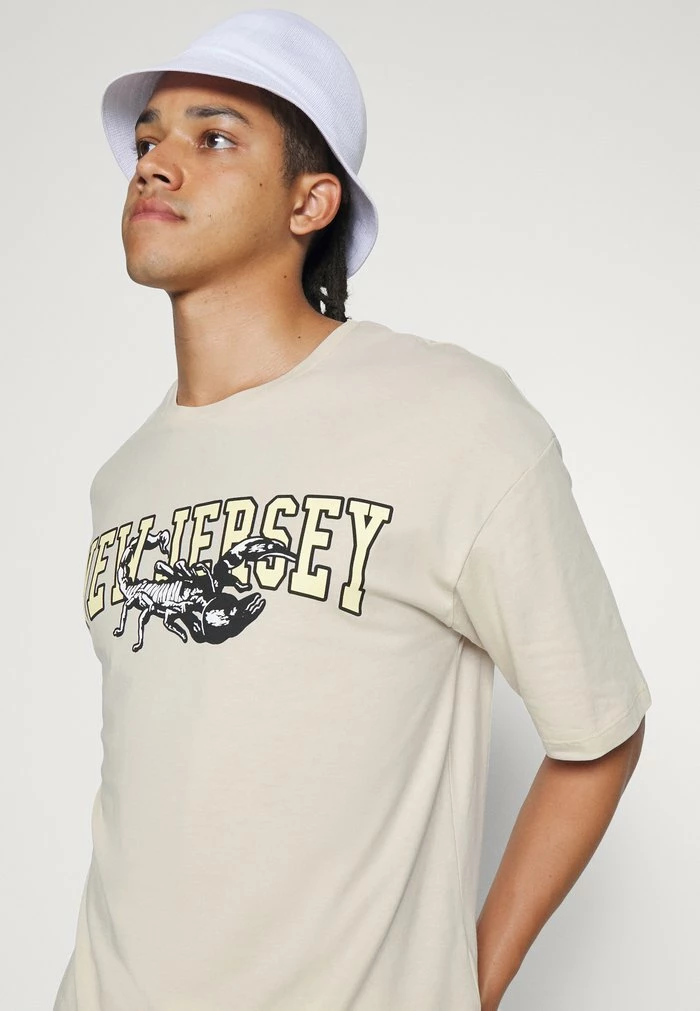 Jack & Jones JORDALLAS TEE CREW NECK UNISEX - Print T-shirt - Oatmeal 4 Jack & Jones JORDALLAS TEE CREW NECK UNISEX - Print T-shirt - Oatmeal - Image 4