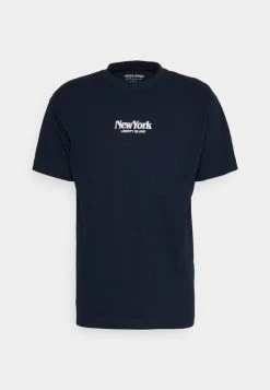 Jack & Jones JORRIVERSIDE TEE CREW NECK UNISEX - Print T-shirt - Navy Blazer 8 Jack & Jones JORRIVERSIDE TEE CREW NECK UNISEX - Print T-shirt - Navy Blazer -Jack & Jones Shop b1af87abf8f84eebb2fe3b14b742d85e