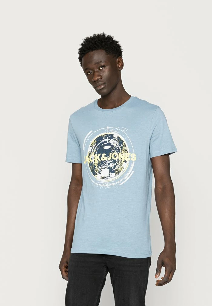 Jack & Jones JCOFILT TEE CREW NECK - Print T-shirt - Faded Denim 1 Jack & Jones JCOFILT TEE CREW NECK - Print T-shirt - Faded Denim