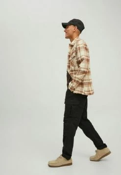 Jack & Jones JPSTACE JJTUCKER AMA NOOS - Cargo Trousers - Black 11 Jack & Jones JPSTACE JJTUCKER AMA NOOS - Cargo Trousers - Black -Jack & Jones Shop b964ebe45b6245e3bbfcd539441591ae