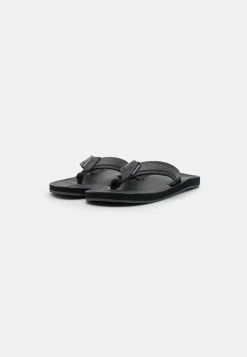 Jack & Jones JFWBAY - T-bar Sandals - Anthracite 11 Jack & Jones JFWBAY - T-bar Sandals - Anthracite -Jack & Jones Shop bafdbee826644bb098ebd43ddfc6a25d