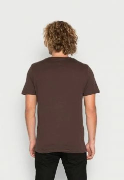 Jack & Jones JORCAPTAIN TEE CREW NECK - Print T-shirt - Seal Brown 7 Jack & Jones JORCAPTAIN TEE CREW NECK - Print T-shirt - Seal Brown -Jack & Jones Shop be157eef6af9415ba733b5c59730ea15