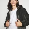 Jack & Jones JJFASTER JACKET - Light Jacket - Black