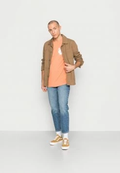 Alternative view of Jack & Jones JJCHILLER - Print T-shirt - Shell Coral