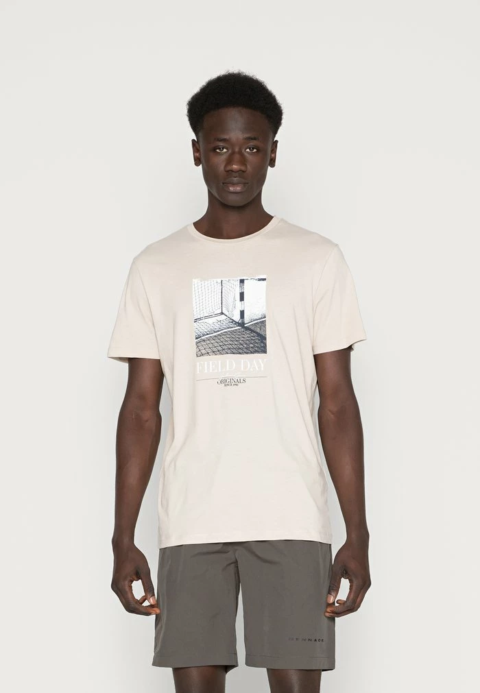 Jack & Jones JORBOOSTER TEE CREW NECK UNISEX - Print T-shirt - Moonbeam 1 Jack & Jones JORBOOSTER TEE CREW NECK UNISEX - Print T-shirt - Moonbeam