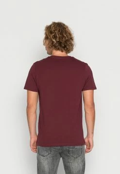 Jack & Jones JJFOAM TEE CREW NECK - Print T-shirt - Port Royale 7 Jack & Jones JJFOAM TEE CREW NECK - Print T-shirt - Port Royale -Jack & Jones Shop cb527510f12148bf8e0f66e7e38a2521