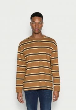 Jack & Jones JORJAXON STRIPE TEE CREW NECK - Long Sleeved Top - Rubber