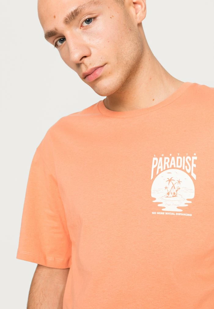 Jack & Jones JJCHILLER - Print T-shirt - Shell Coral 5 Jack & Jones JJCHILLER - Print T-shirt - Shell Coral - Image 5