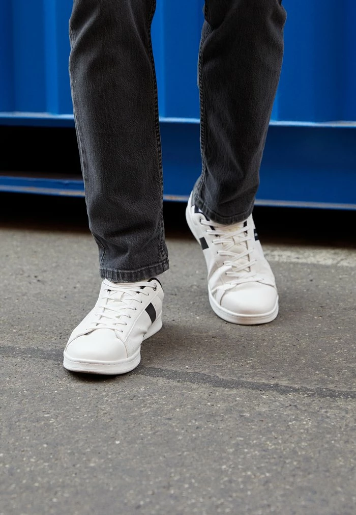 Jack & Jones JFWBANNA PRINT PANEL - Trainers - White 3 Jack & Jones JFWBANNA PRINT PANEL - Trainers - White - Image 3