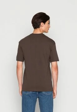 Jack & Jones JJERELAXED TEE O NECK - Basic T-shirt - Mulch 7 Jack & Jones JJERELAXED TEE O NECK - Basic T-shirt - Mulch -Jack & Jones Shop d50d69d3e4fe48b7ac6f00d7a986846e