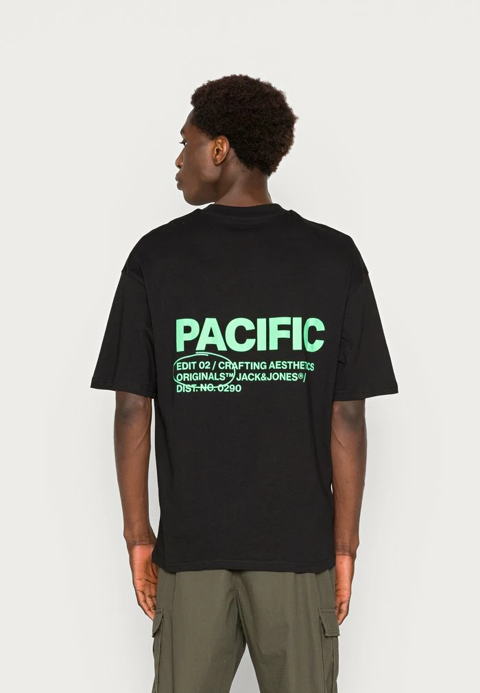 Jack & Jones JORPACIFIC TEE CREW NECK UNISEX - Print T-shirt - Black 1 Jack & Jones JORPACIFIC TEE CREW NECK UNISEX - Print T-shirt - Black