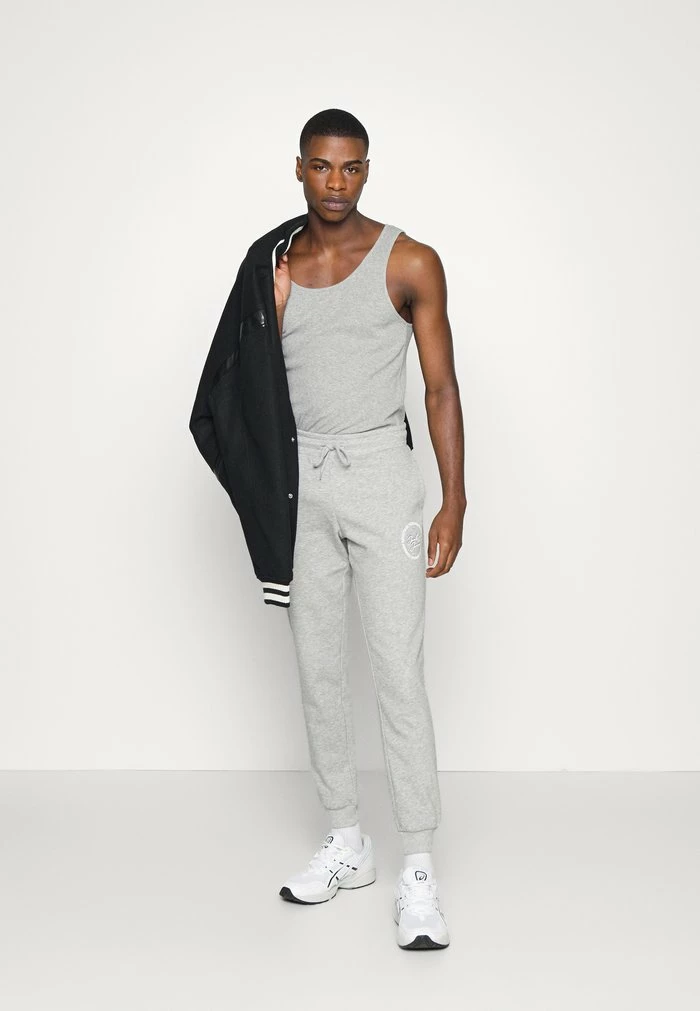 Jack & Jones JPSTGORDON JJSTAMP - Tracksuit Bottoms - Light Grey Melange 2 Jack & Jones JPSTGORDON JJSTAMP - Tracksuit Bottoms - Light Grey Melange - Image 2