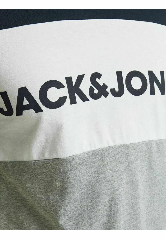 Jack & Jones JJELOGO BLOCKING TEE - Print T-shirt - Navy Blazer 8 Jack & Jones JJELOGO BLOCKING TEE - Print T-shirt - Navy Blazer - Image 8