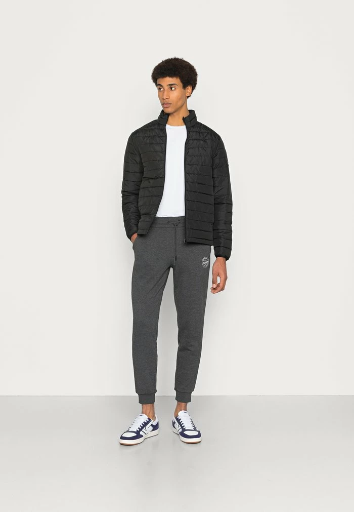 Jack & Jones JJIGORDON JJSHARK - Tracksuit Bottoms - Dark Grey Melange 2 Jack & Jones JJIGORDON JJSHARK - Tracksuit Bottoms - Dark Grey Melange - Image 2
