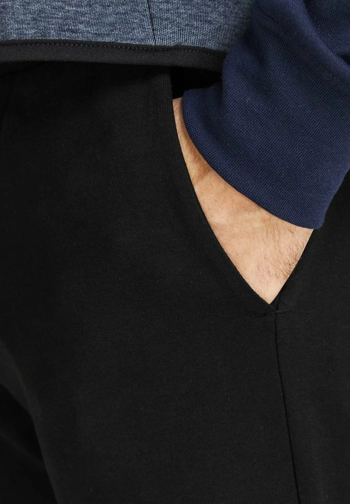 Jack & Jones JPSTWILL JJNEWBASIC - Tracksuit Bottoms - Black 5 Jack & Jones JPSTWILL JJNEWBASIC - Tracksuit Bottoms - Black - Image 5