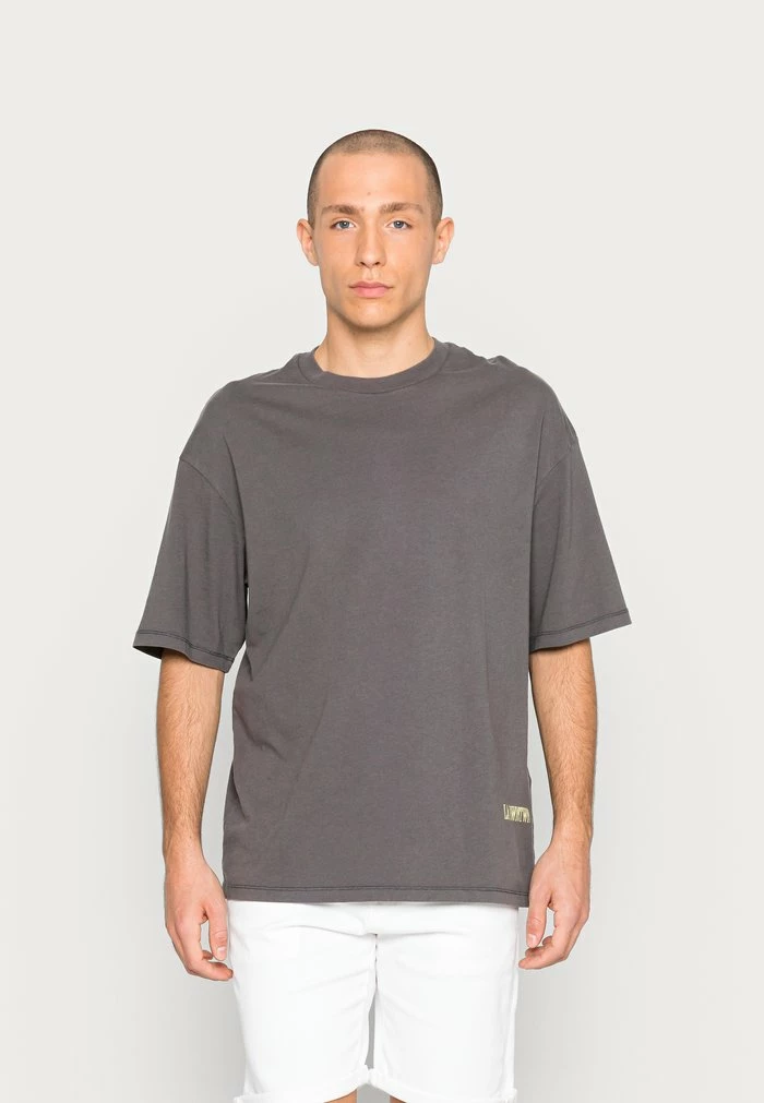 Jack & Jones JORPASADENA BLUR TEE CREW NECK - Print T-shirt - Asphalt 3 Jack & Jones JORPASADENA BLUR TEE CREW NECK - Print T-shirt - Asphalt - Image 3