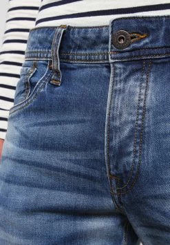 Jack & Jones Straight Leg Jeans - Blue Denim 11 Jack & Jones Straight Leg Jeans - Blue Denim -Jack & Jones Shop ea832d0b6ec44b5885137dc501141512