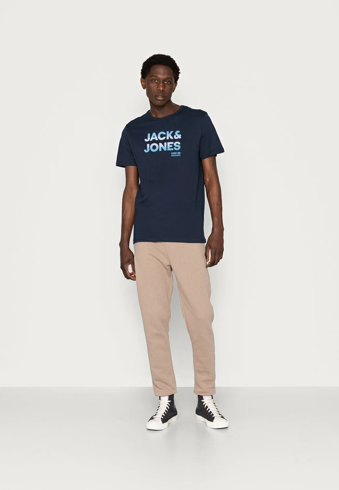 Jack & Jones SETH TEE CREW NECK - Print T-shirt - Navy Blazer 2 Jack & Jones SETH TEE CREW NECK - Print T-shirt - Navy Blazer - Image 2