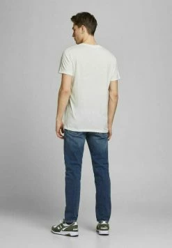 Jack & Jones JORTONS - Basic T-shirt - Cloud Dancer 9 Jack & Jones JORTONS - Basic T-shirt - Cloud Dancer -Jack & Jones Shop ecd20425a02546339a3238f3bc381e1a