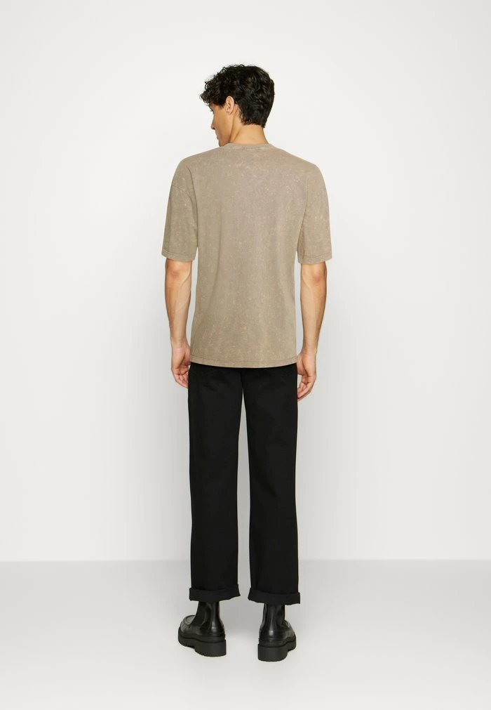 Jack & Jones JORCOLLEGE TEE - Print T-shirt - Fungi 3 Jack & Jones JORCOLLEGE TEE - Print T-shirt - Fungi - Image 3