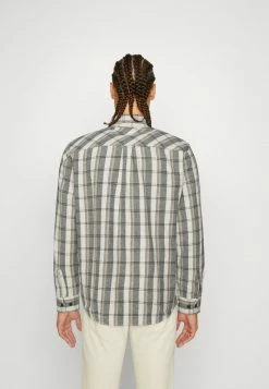 Jack & Jones JCODESERT HERRINGBONE - Shirt - Moonbeam 7 Jack & Jones JCODESERT HERRINGBONE - Shirt - Moonbeam -Jack & Jones Shop eedb7cfdcf3a4ef18ab10d0561107e83