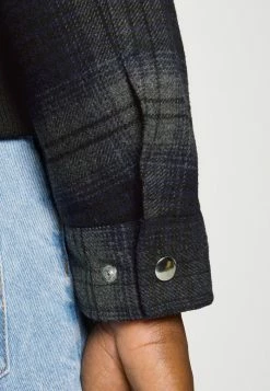 Jack & Jones JJTOM - Bomber Jacket - Navy Blazer 11 Jack & Jones JJTOM - Bomber Jacket - Navy Blazer -Jack & Jones Shop ef34c81cb9604437a0bacc36aec3e44e