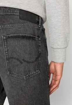 Jack & Jones CHRIS ORIGINAL - Denim Shorts - Grey Denim -Jack & Jones Shop f0165b2c8497492a95cb79a53f5a9022