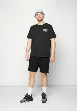 Jack & Jones JCOSTAYCAY TEE CREW NECK - Print T-shirt - Black 13 Jack & Jones JCOSTAYCAY TEE CREW NECK - Print T-shirt - Black -Jack & Jones Shop f18e021af99741b59f79262bf0d06691