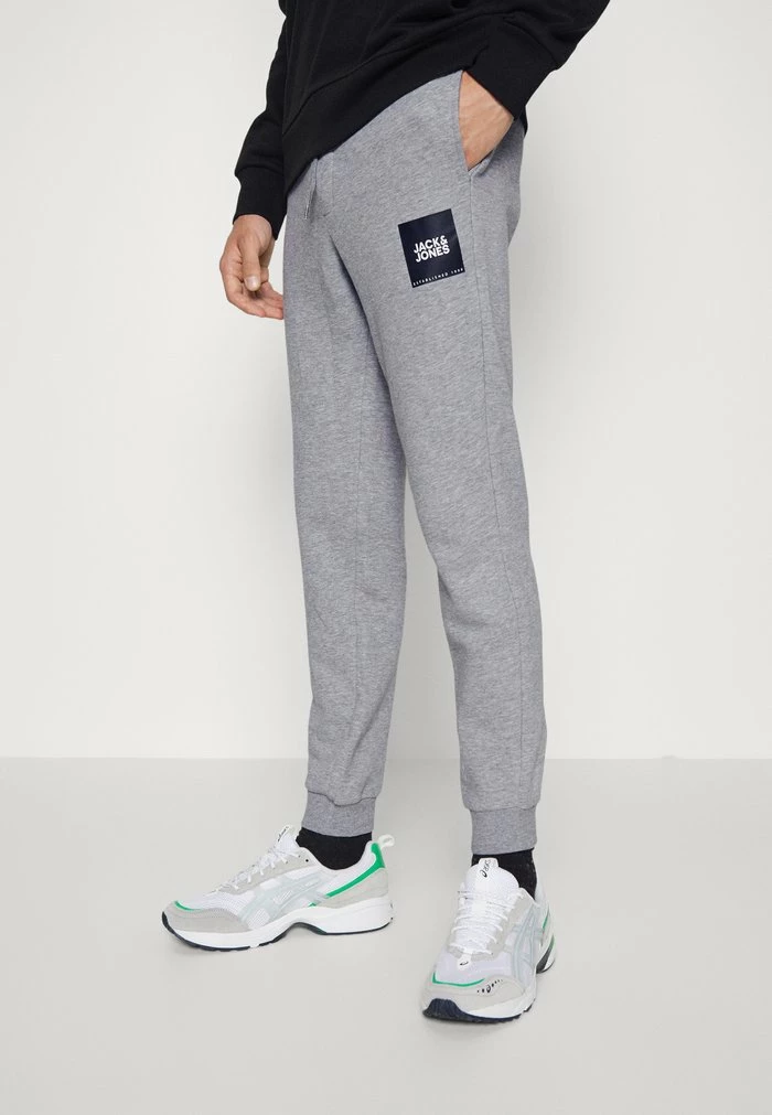 Jack & Jones JPSTGORDON JJJILOCK PANTS - Tracksuit Bottoms - Light Grey Melange 1 Jack & Jones JPSTGORDON JJJILOCK PANTS - Tracksuit Bottoms - Light Grey Melange