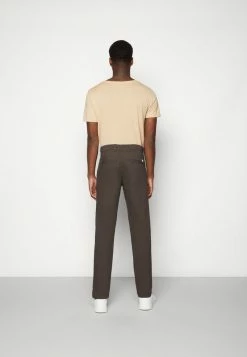 Jack & Jones JPSTOLLIE JJDAVE - Chinos - Mulch 8 Jack & Jones JPSTOLLIE JJDAVE - Chinos - Mulch -Jack & Jones Shop f7696be879d8425cb8ea63b875715f06