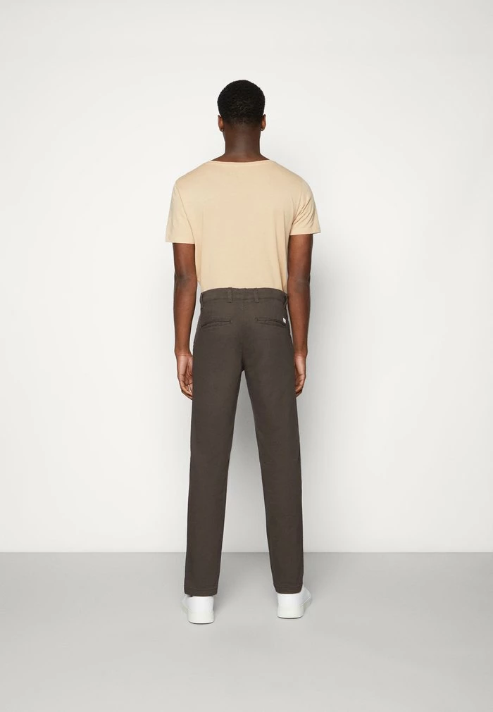 Jack & Jones JPSTOLLIE JJDAVE - Chinos - Mulch 3 Jack & Jones JPSTOLLIE JJDAVE - Chinos - Mulch - Image 3