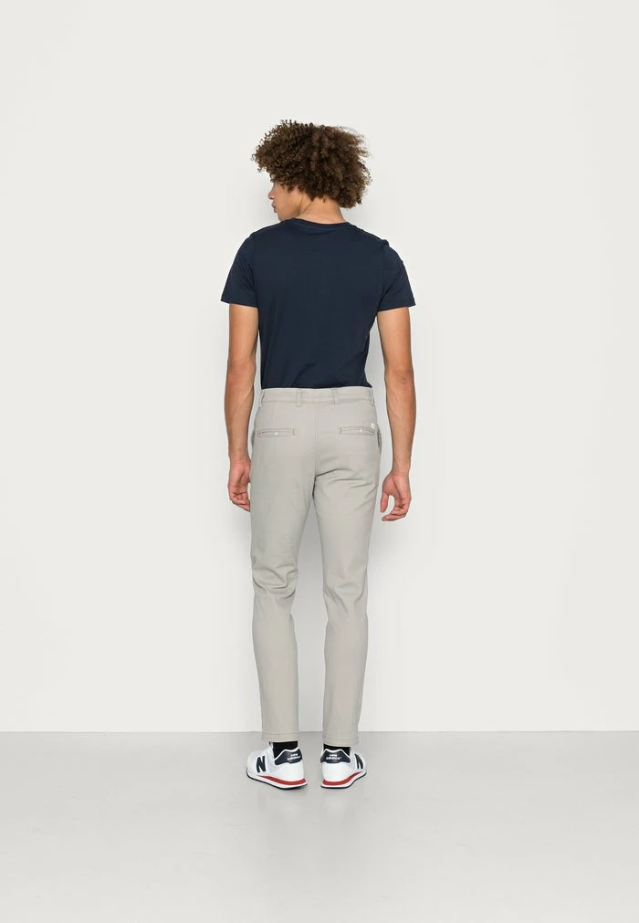 Jack & Jones JIMARCO JDAVE GHOST GREY NOOS - Chinos - Ghost Gray 3 Jack & Jones JIMARCO JDAVE GHOST GREY NOOS - Chinos - Ghost Gray - Image 3
