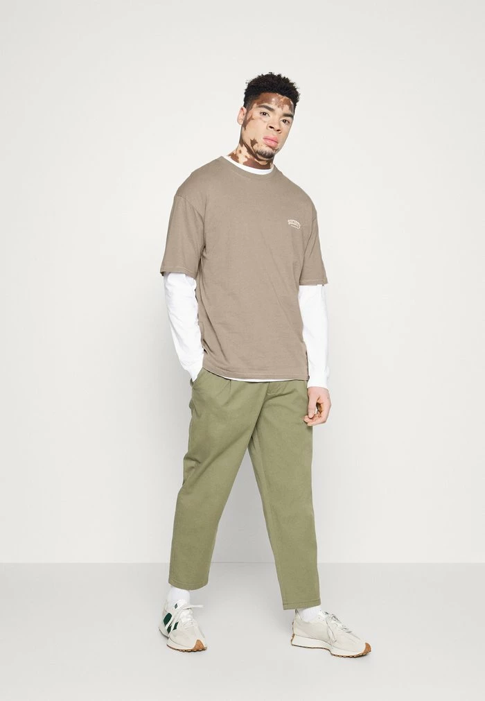 Jack & Jones JORMASH UP TEE CREW NECK - Print T-shirt - Fungi 2 Jack & Jones JORMASH UP TEE CREW NECK - Print T-shirt - Fungi - Image 2