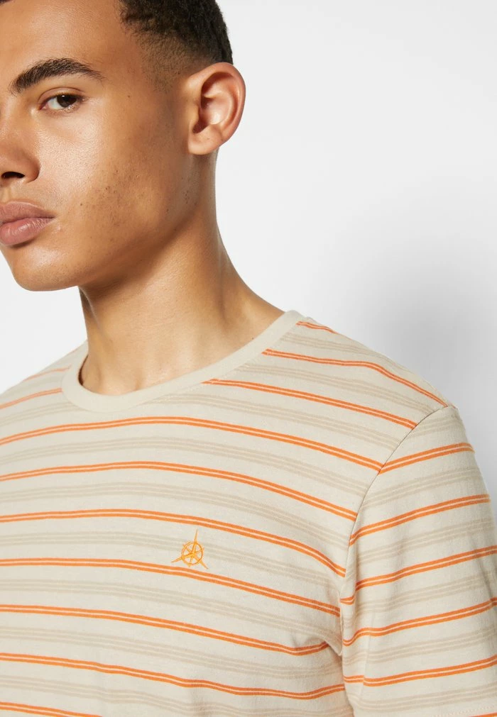 Jack & Jones JCOTREK STRIPE TEE CREW NECK - Print T-shirt - Moonbeam 7 Jack & Jones JCOTREK STRIPE TEE CREW NECK - Print T-shirt - Moonbeam - Image 7