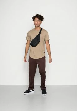 Jack & Jones JJIBILL JJPETE - Tracksuit Bottoms - Seal Brown -Jack & Jones Shop fa9f37efe8234d88b396720b5b12d215