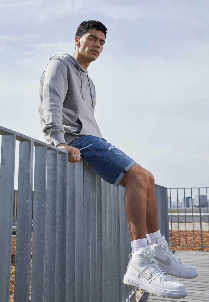 Jack & Jones JJIRICK JJIORIGINAL - Denim Shorts - Blue Denim 2 Jack & Jones JJIRICK JJIORIGINAL - Denim Shorts - Blue Denim - Image 2